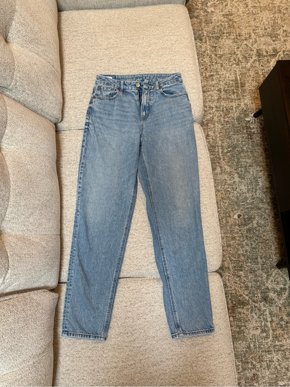 American Eagle High-Rise Women's Jeans in Light Blue